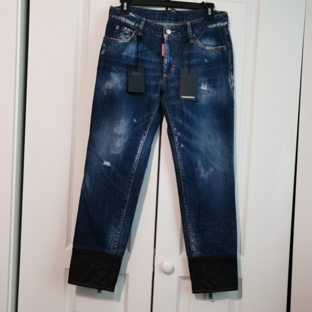 NWT Dsquared2 Jeans Italy 38 (US size 2)